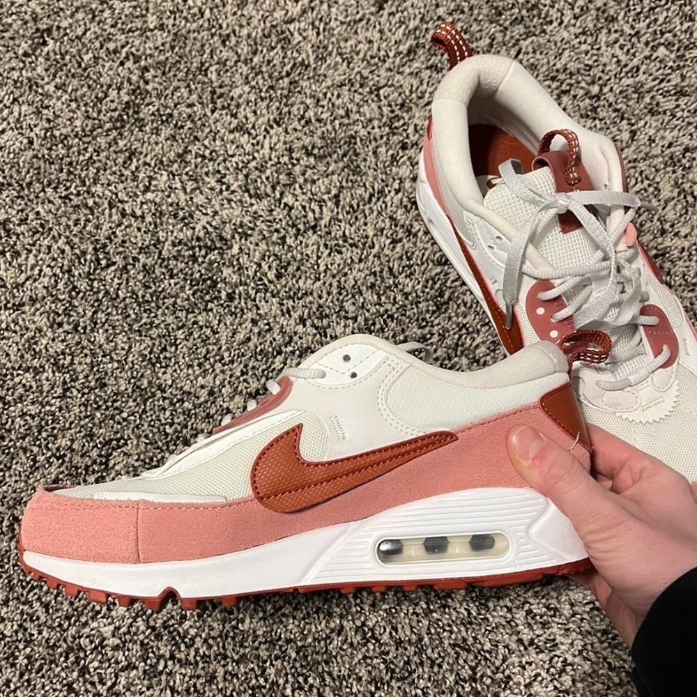 Nike Women's Air Max 90 Futura Casual Sneakers Tennis Shoes - Picture 10 of 10